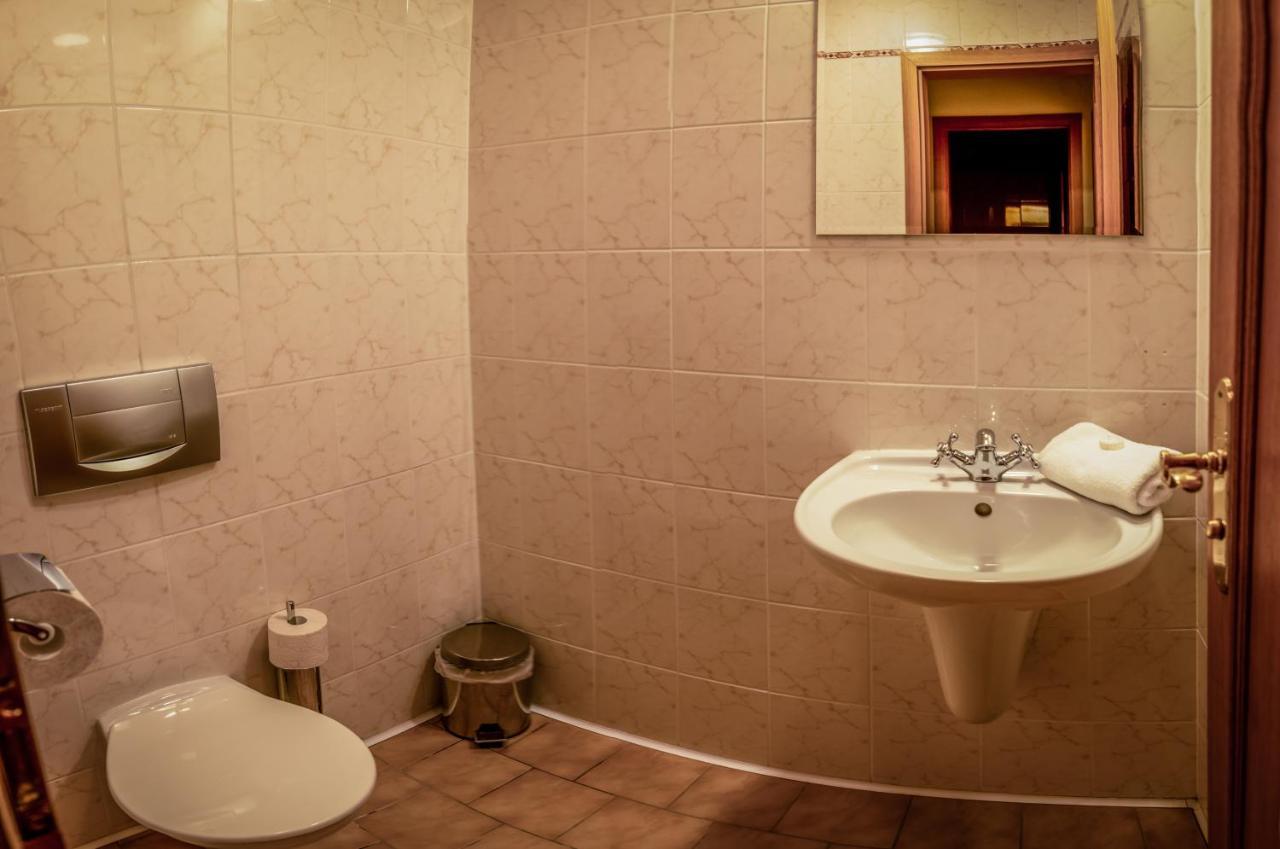 Hotel Brixen Хавличкув Брод Екстериор снимка